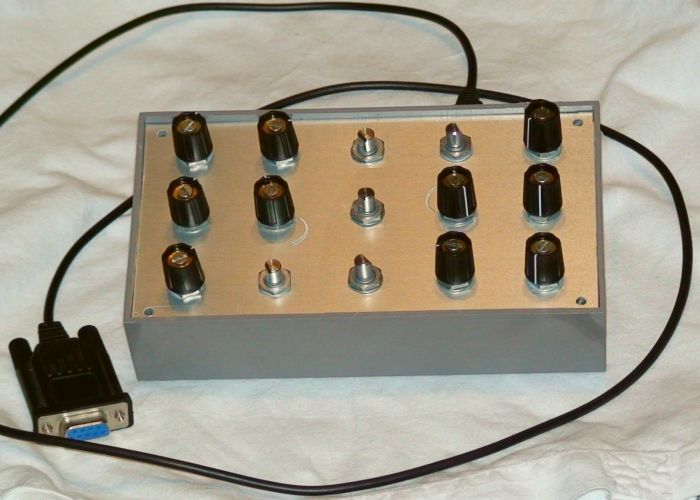 DIY Analog MIDI Contoller